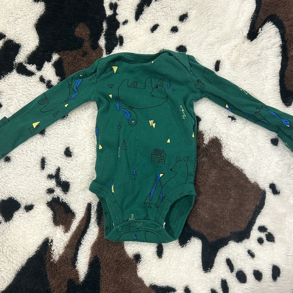 ‼️SOLD‼️ Baby Onesie (Bears)